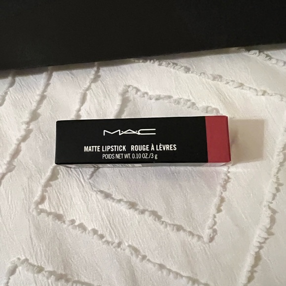 MAC lipstick - Picture 3 of 4